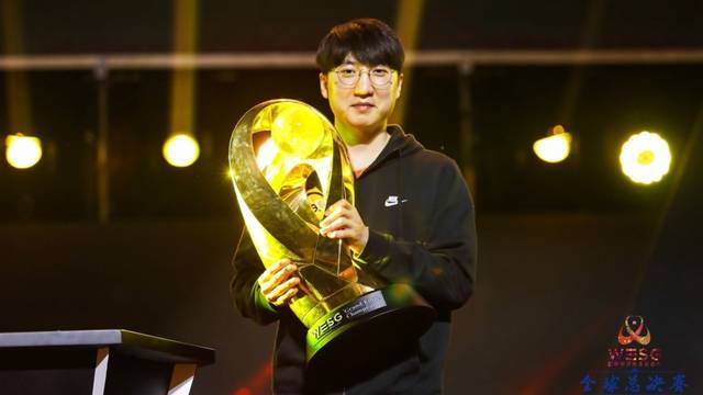 该重新评估 该重新评估