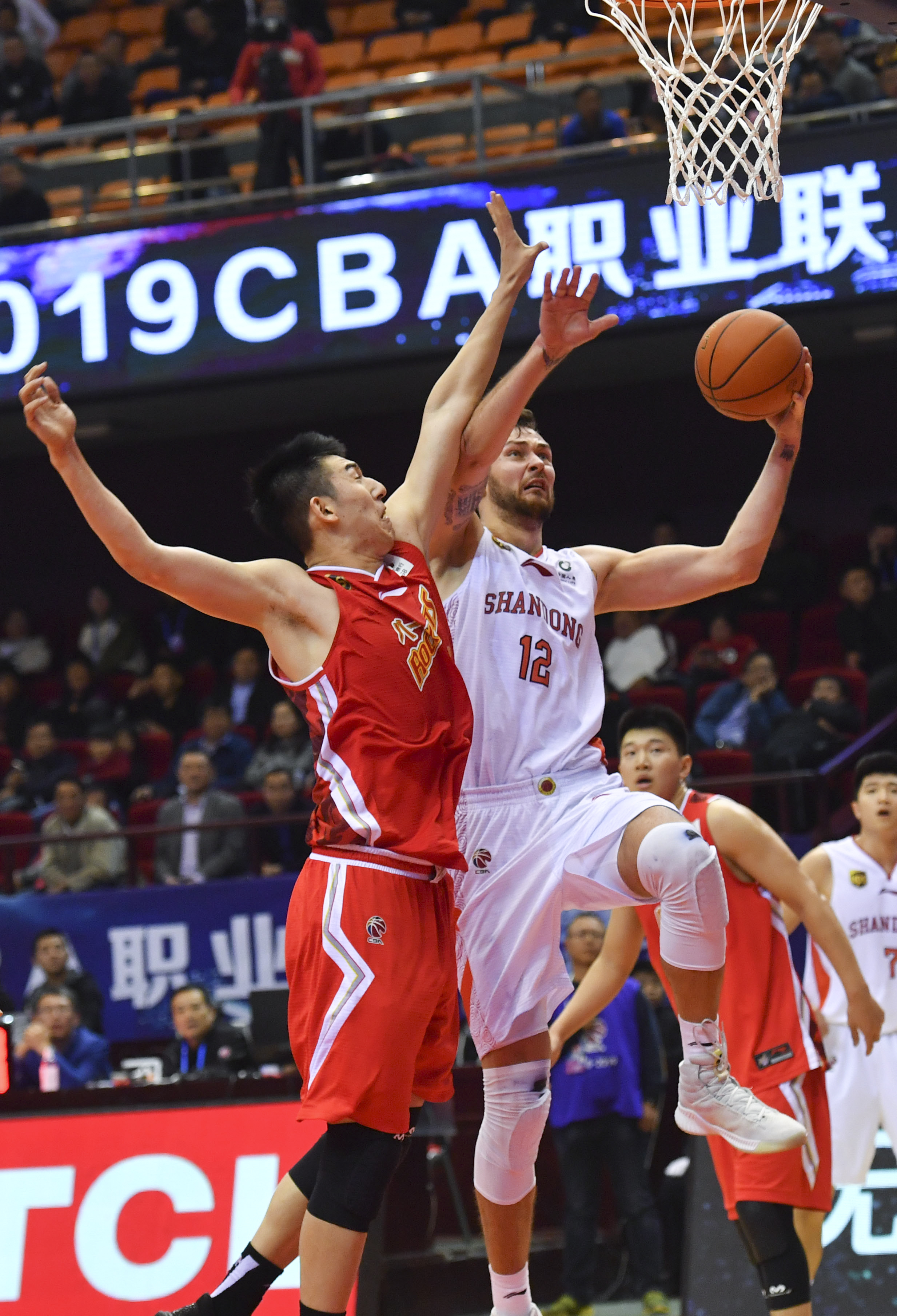 更是为球迷 更是为球迷