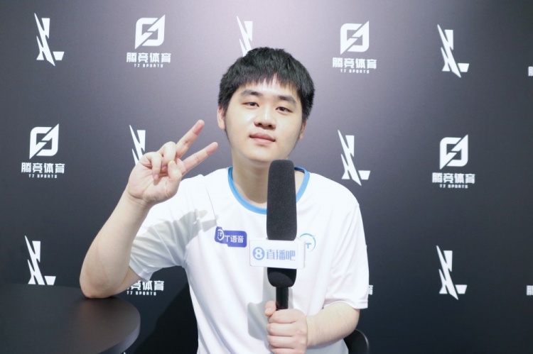 后卫的轮转